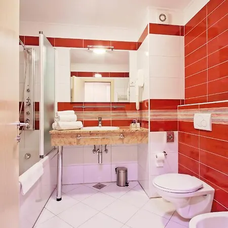 Vilola Oda ve Kahvaltı 4*