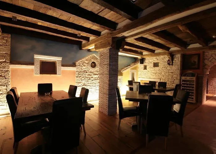 Vilola 4*